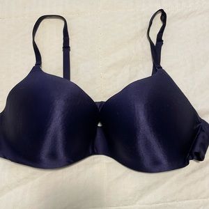 Body by Victoria Secret Bra 38D